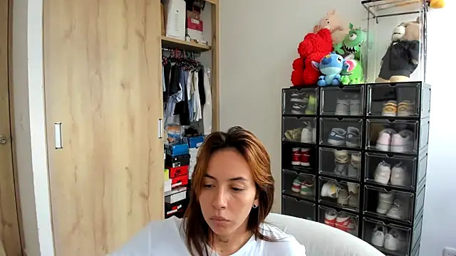 double trouble  online show from 02-17-25, 05:32