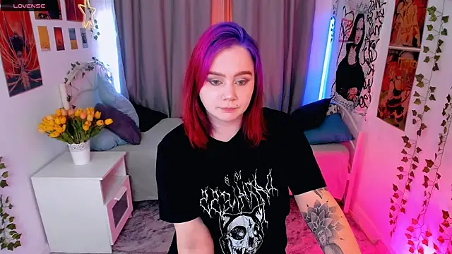 lunaalli online show from 11-29-25, 02:20