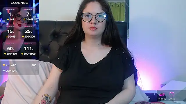 Snapshot of KrystalAdams chatting on 07-28-26, 03:21 KrystalAdams online show from 07-28-26, 03:21
