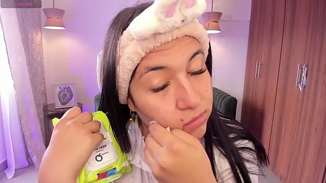 DANDARA THOM online show from 10-03-25, 07:11