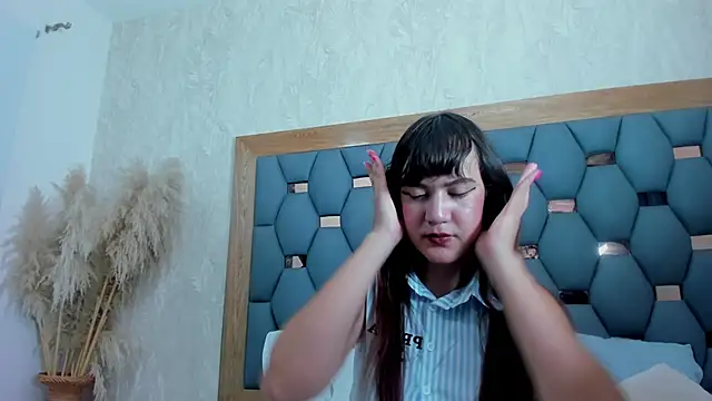 juliette pretty  online show from 10-03-25, 07:11