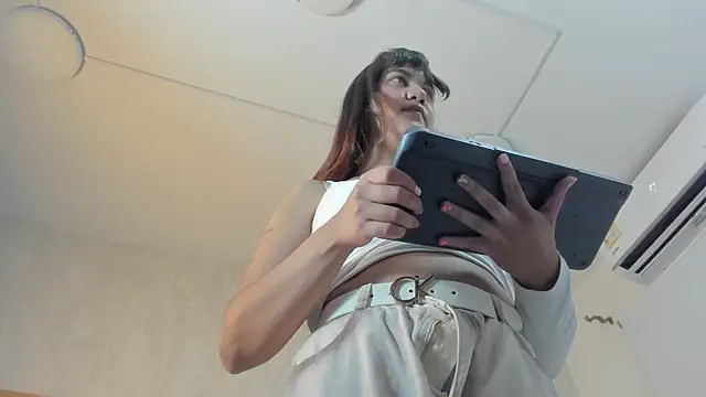 juliette pretty  online show from 10-13-25, 07:14