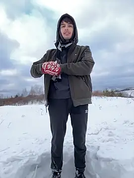 Snapshot of elliot_scott chatting on 12-02-25, 08:30 elliot scott online show from 12-02-25, 08:30