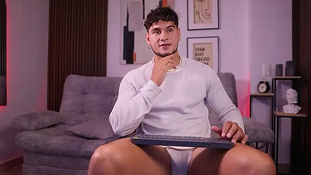 DaviesBrown online show from 11-24-25, 08:19