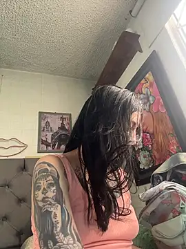 SALOME KORLAND online show from 10-18-25, 07:14