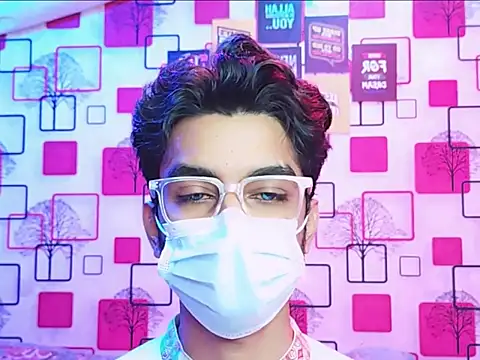 ChiseledCharm online show from 10-18-25, 07:58