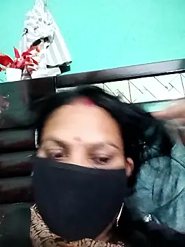 Snapshot of SHWETA1180 chatting on 01-10-26, 12:07 SHWETA1180 online show from 01-10-26, 12:07