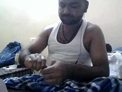 sree4143 online show from 09-10-25, 05:46