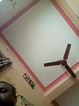 sree4143 online show from 11-17-25, 09:48