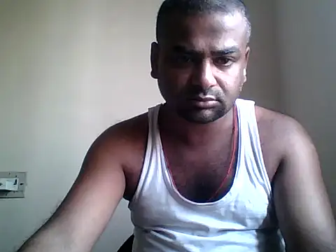 sree4143 online show from 11-28-25, 05:21