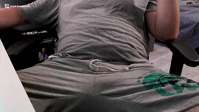 Snapshot of elgigologigante chatting on 09-20-25, 05:14 elgigologigante online show from 09-20-25, 05:14