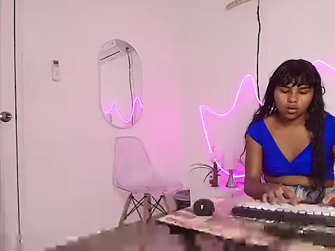 Andre lezcano online show from 02-12-26, 06:36