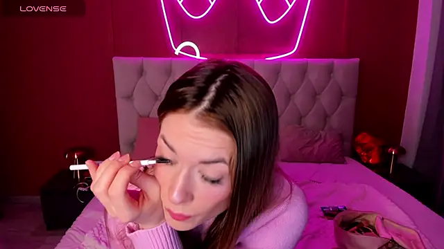 StacyWells online show from 02-21-26, 01:28