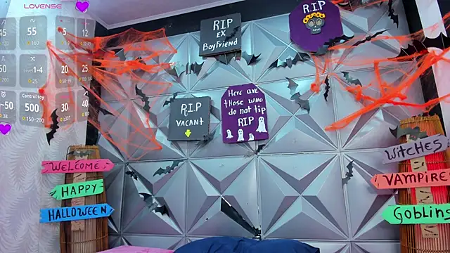 GreciaFox1 online show from 10-30-25, 10:49