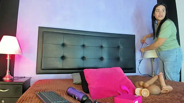 GreciaFox1 online show from 03-28-26, 12:16