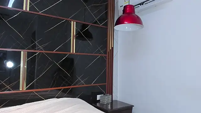 HannyThompson online show from 03-19-26, 12:53