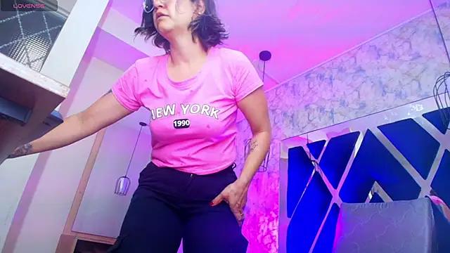 Luciifeer  online show from 11-22-25, 06:29