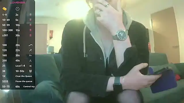 avamaxwell online show from 04-16-26, 03:13