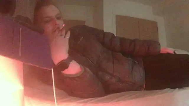Snapshot of avamaxwell chatting on 06-11-26, 08:56 avamaxwell online show from 06-11-26, 08:56