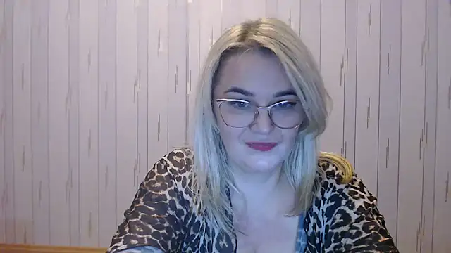 EleanoraDream online show from 11-20-25, 01:55