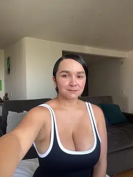 Nova Gabriela online show from 02-10-26, 03:27