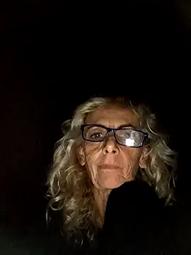 Snapshot of clarabell4 chatting on 09-15-25, 08:09 clarabell4 online show from 09-15-25, 08:09