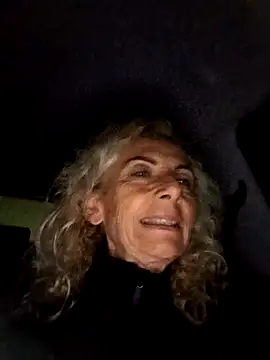 Snapshot of clarabell4 chatting on 09-29-25, 06:46 clarabell4 online show from 09-29-25, 06:46