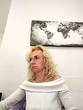 clarabell4 online show from 02-26-26, 12:15