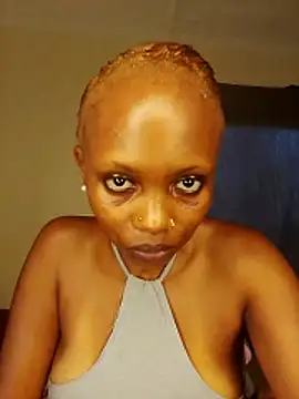 SeffieLucy online show from 02-11-26, 11:59