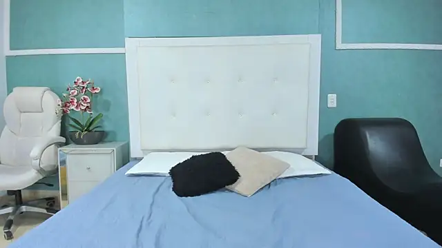 ania gomez online show from 12-02-25, 09:43