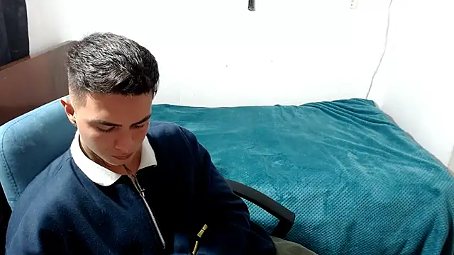 santii ss online show from 09-25-25, 08:34