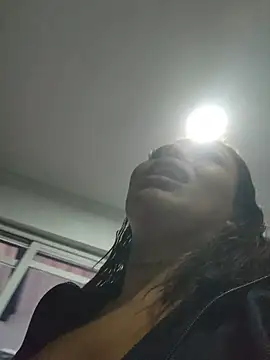 Yessica Lopezz online show from 06-02-26, 11:56
