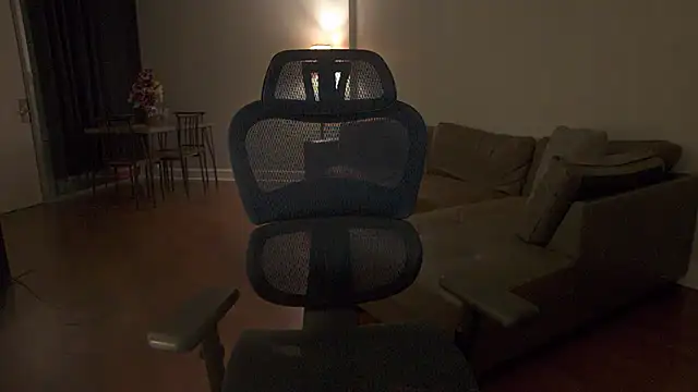 Snapshot of lolateton chatting on 10-05-25, 05:28 lolateton online show from 10-05-25, 05:28