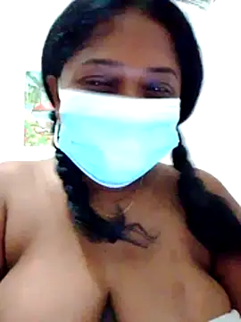Snapshot of boosypussy chatting on 07-17-26, 12:12 boosypussy online show from 07-17-26, 12:12