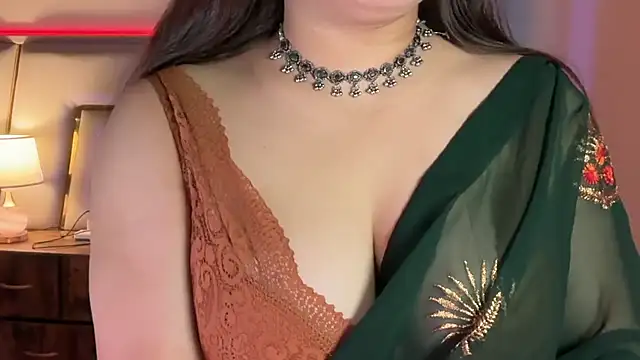 SunhariGirl online show from 02-13-26, 03:35