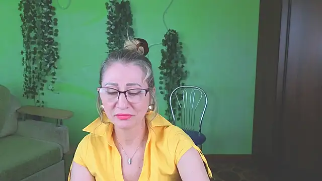 Habibi Honeyy online show from 05-22-26, 01:06