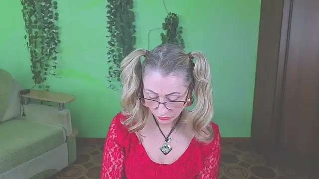 Habibi Honeyy online show from 05-31-26, 01:51