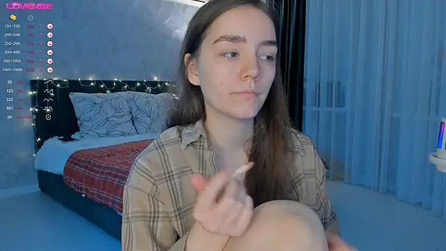 sweete chantal online show from 10-18-25, 05:14