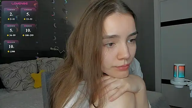 Snapshot of sweete_chantal chatting on 07-06-26, 08:33 sweete chantal online show from 07-06-26, 08:33