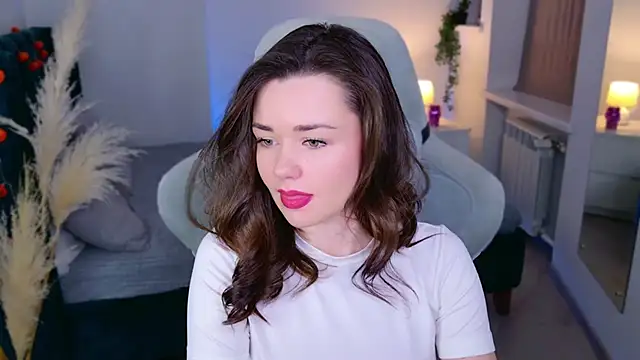 AvaFlower online show from 10-18-25, 02:18