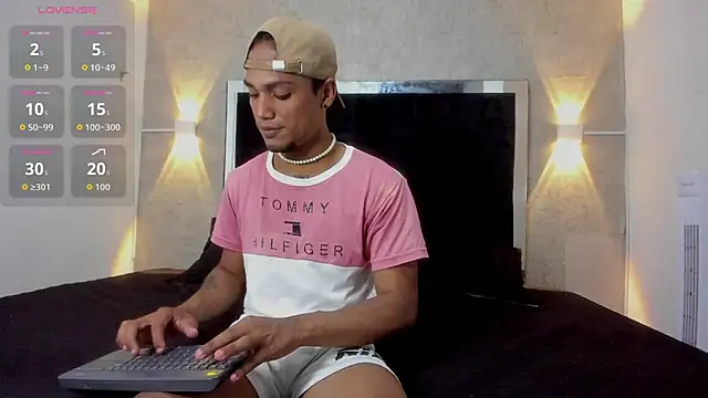 Snapshot of mateonick40 chatting on 11-02-25, 06:10 mateonick40 online show from 11-02-25, 06:10