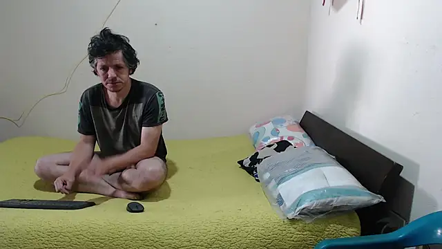 jade noah  online show from 11-07-25, 02:06