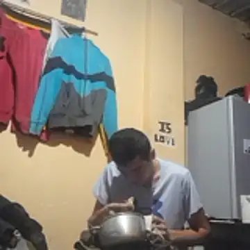 Snapshot of Ortiz3404 chatting on 12-18-25, 05:02 Ortiz3404 online show from 12-18-25, 05:02