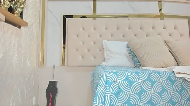 megan rous  online show from 09-19-25, 03:08