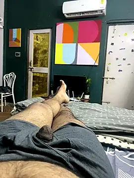 lovetitsbalck online show from 10-12-25, 08:19