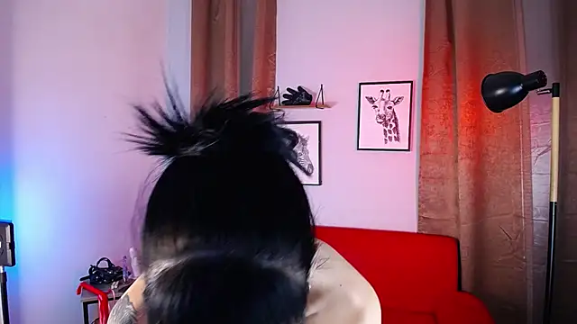 DakariaHills  online show from 10-22-25, 02:39