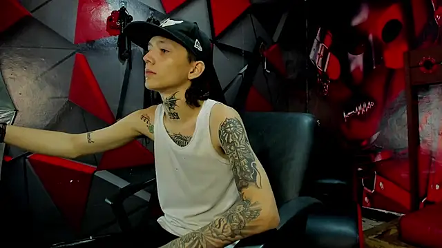 StraightBoy Nick online show from 09-15-25, 04:56