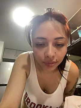 Snapshot of sara_gomez1_ chatting on 06-05-26, 02:18 sara gomez1 online show from 06-05-26, 02:18
