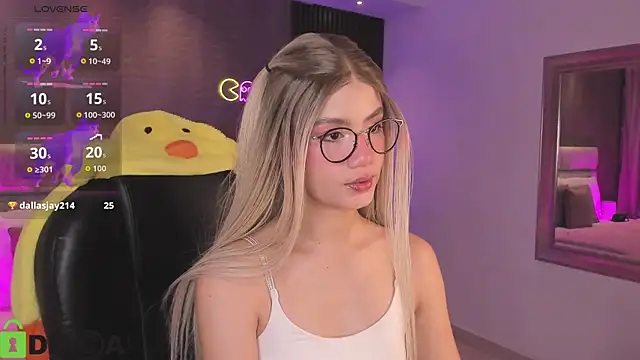 Arinextdoor online show from 09-28-25, 11:54