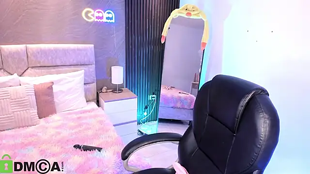 Arinextdoor online show from 03-29-26, 08:42